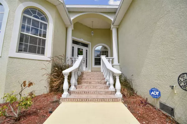 Tarpon Springs, FL 34689,812 EUNICE DR