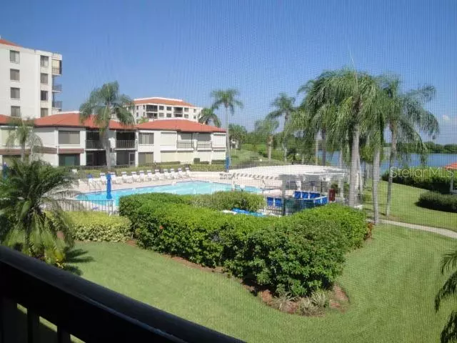 St Petersburg, FL 33715,6295 BAHIA DEL MAR CIR #204