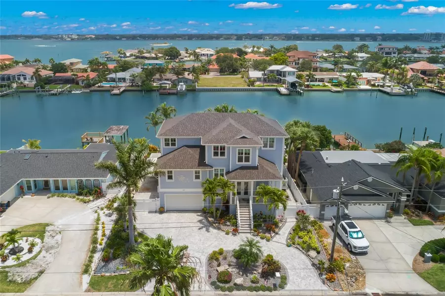 307 LEEWARD IS, Clearwater Beach, FL 33767