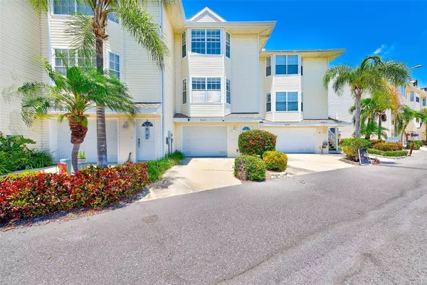 9217 CAPTIVA CIR, St Pete Beach, FL 33706