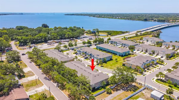 1807 SUNSET WIND LOOP, Oldsmar, FL 34677