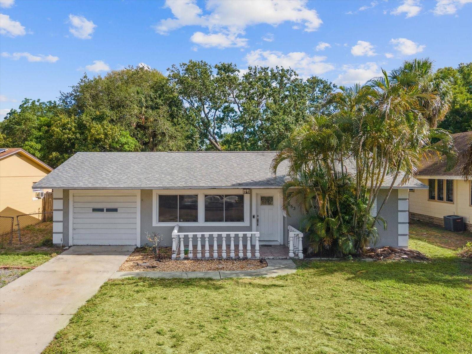 653 37TH AVE S, St Petersburg, FL 33705