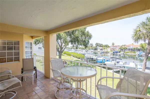 Tierra Verde, FL 33715,1125 PINELLAS BAYWAY S #101