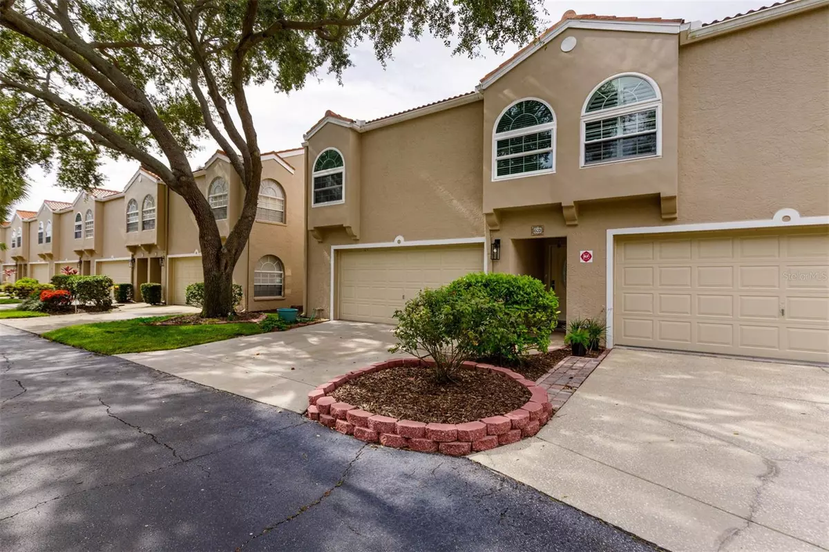 St Petersburg, FL 33703,609 SEGOVIA CT NE