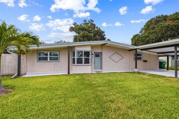 4425 W MONTGOMERY AV, Tampa, FL 33616