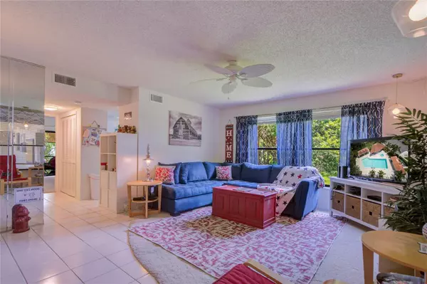 Clearwater, FL 33761,1605 HAMMOCK PINE BLVD #1605