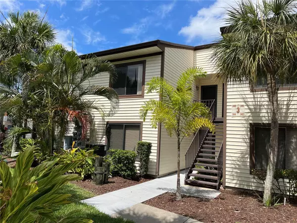 Tarpon Springs, FL 34689,348 MOORINGS COVE DR #348