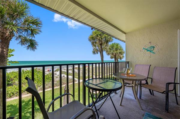 60 GULF BLVD #202, Indian Rocks Beach, FL 33785