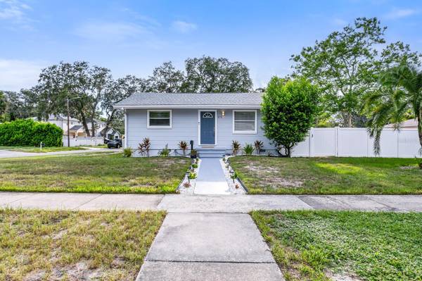 575 ZANESVILLE ST S, St Petersburg, FL 33707