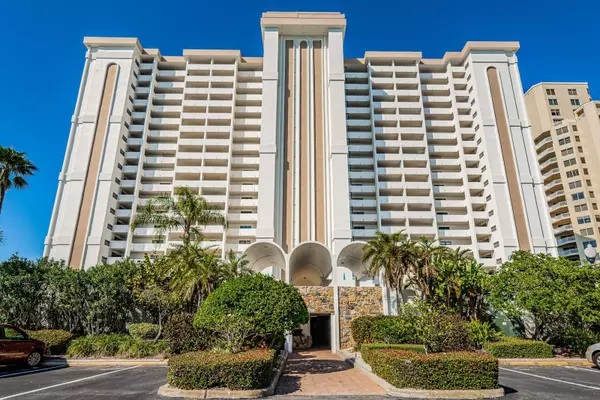 1230 GULF BLVD #1002, Clearwater, FL 33767