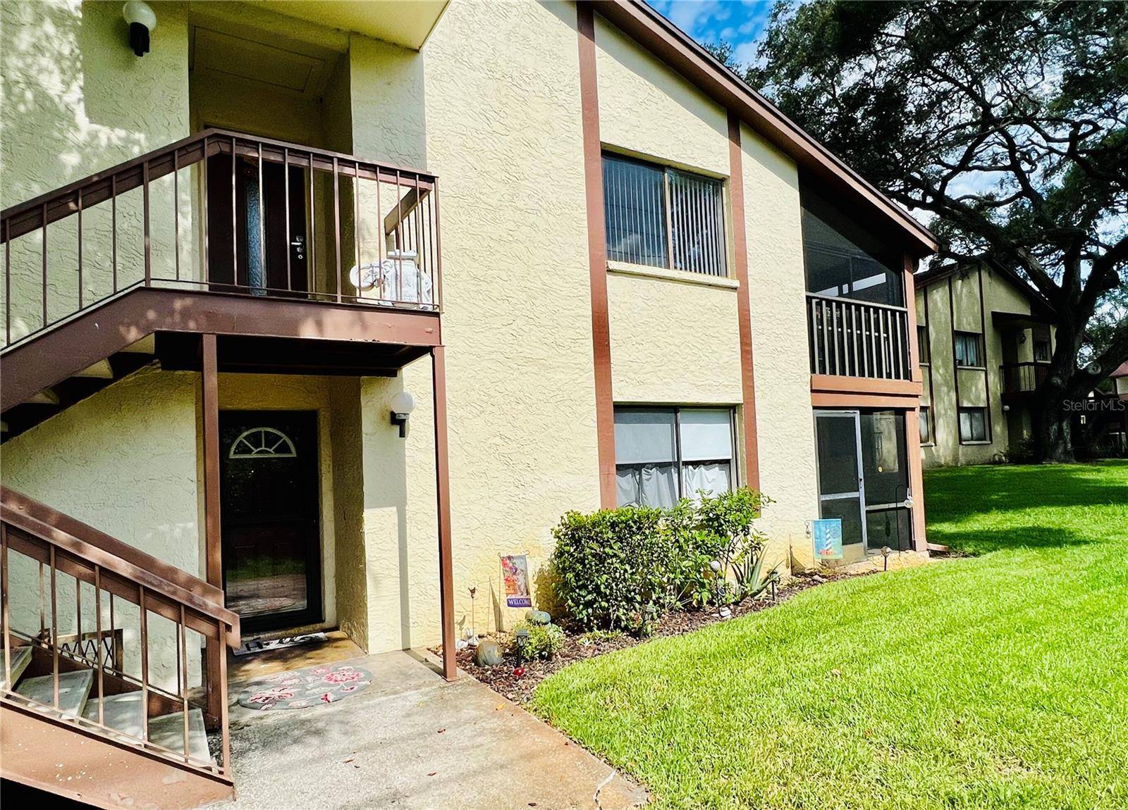 507 LONGFELLOW CT #B, Safety Harbor, FL 34695