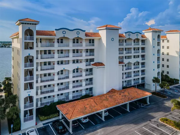 Redington Shores, FL 33708,17735 GULF BLVD #301