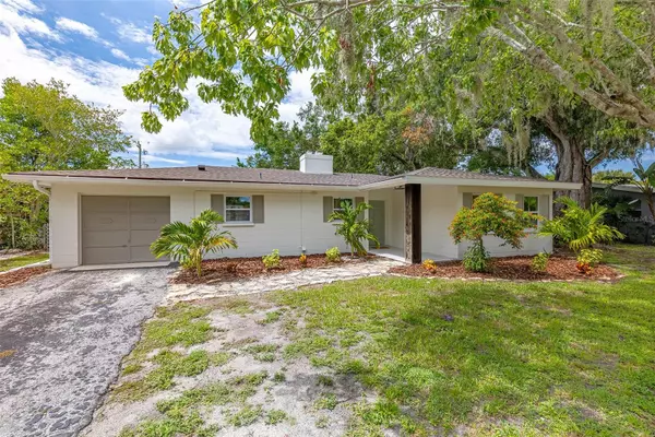 3340 WEBBER ST, Sarasota, FL 34239