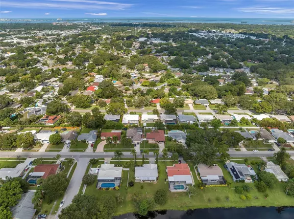 Dunedin, FL 34698,1217 RANCHWOOD DR E