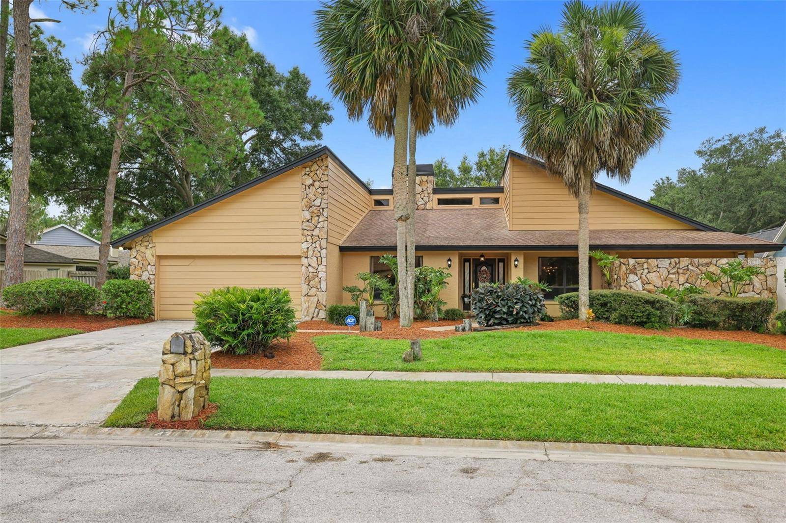4311 GAINESBOROUGH CT, Tampa, FL 33624