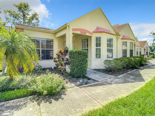 11230 VERSAILLES LN #11230, Port Richey, FL 34668