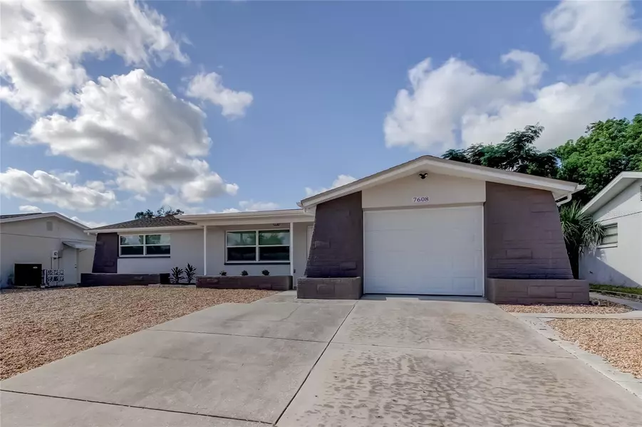 7608 SUE ELLEN DR, Port Richey, FL 34668