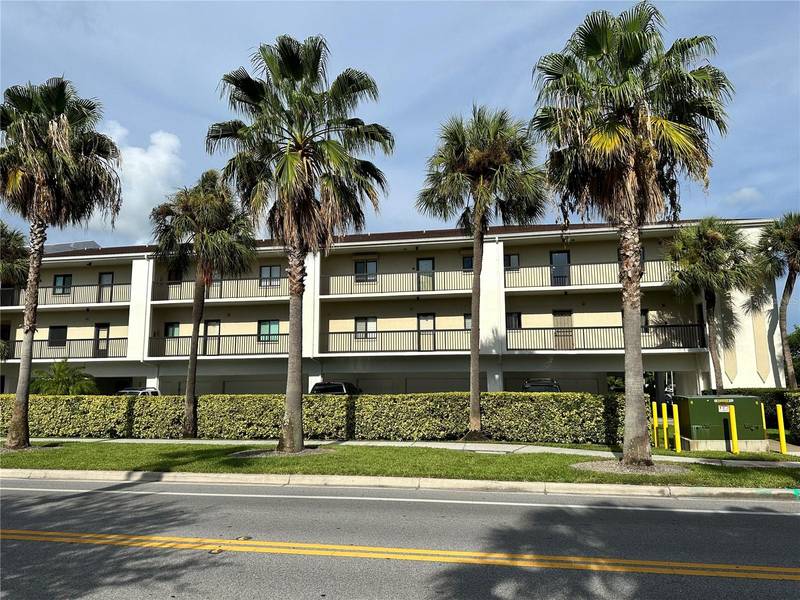 3111 PASS A GRILLE WAY #216, St Pete Beach, FL 33706