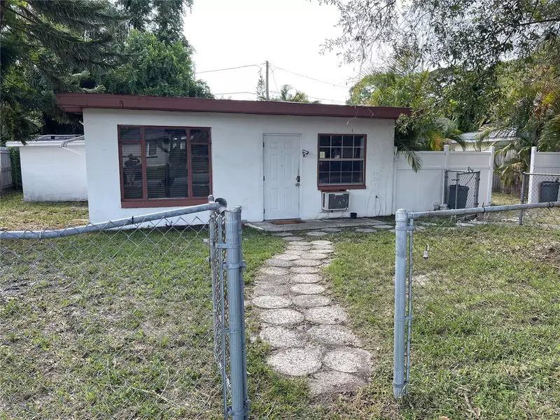 5160 68TH WAY N, St Petersburg, FL 33709