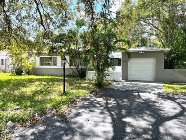 5026 8TH AVE N, St Petersburg, FL 33710