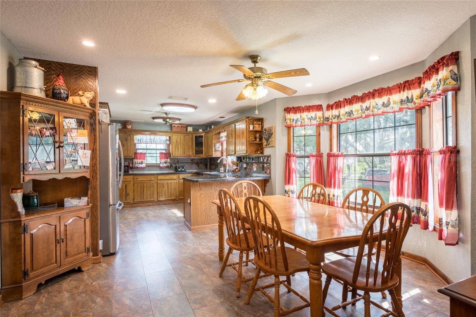 Land O Lakes, FL 34638,11817 MURCOTT WAY