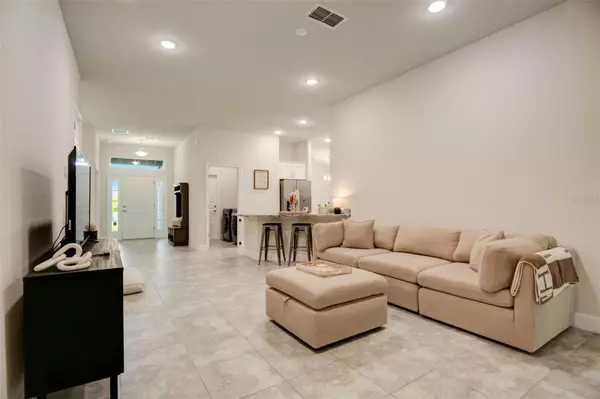 11235 MISTY MOSS DR Wimauma, FL 33598