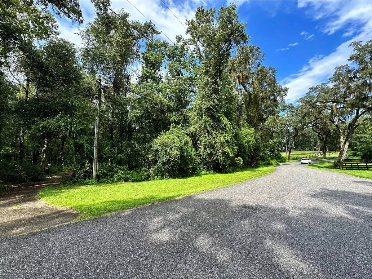 Brooksville, FL 34602,27111 REDFOX DR