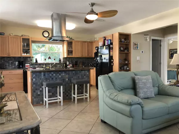 Redington Beach, FL 33708,16103 1ST ST E