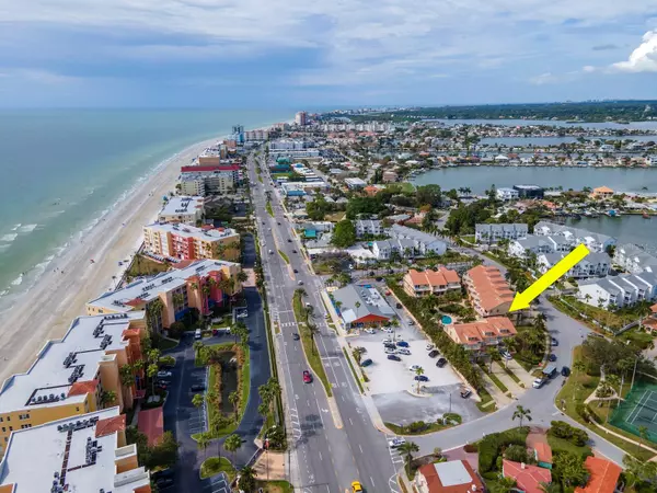 North Redington Beach, FL 33708,157 BATH CLUB CIR