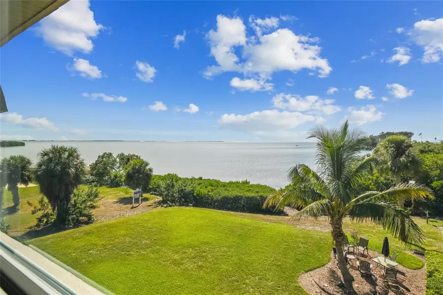 1723 GULF RD #305, Tarpon Springs, FL 34689