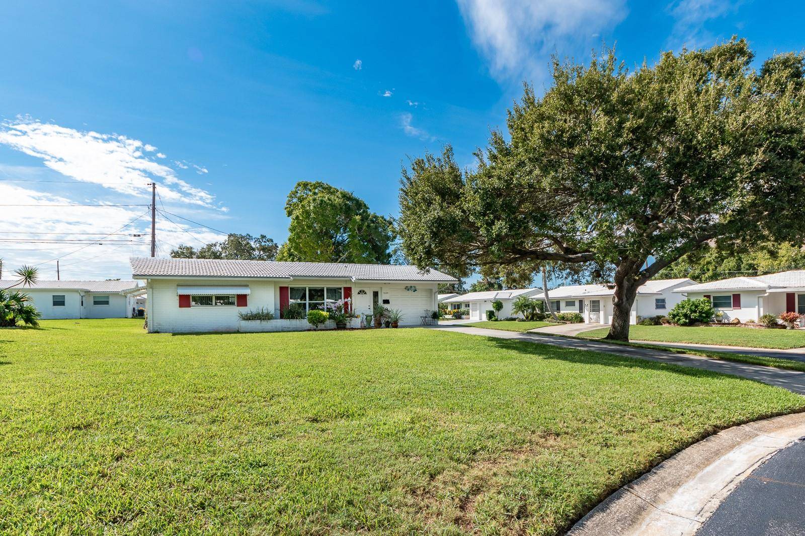 9529 141ST ST, Seminole, FL 33776
