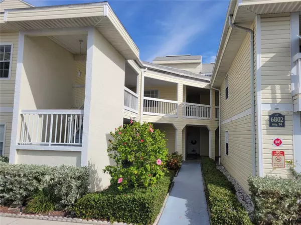 Saint Petersburg, FL 33710,6802 STONES THROW CIR N #14203