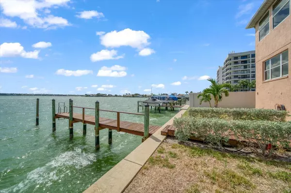 Clearwater Beach, FL 33767,230 SAND KEY ESTATES DRIVE