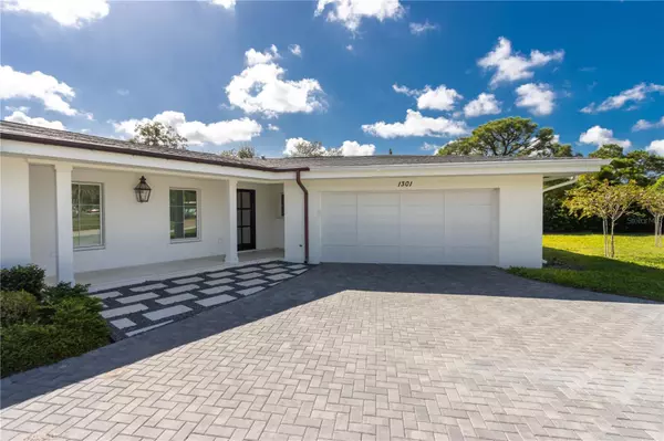 Belleair, FL 33756,1301 GOLF VIEW DR