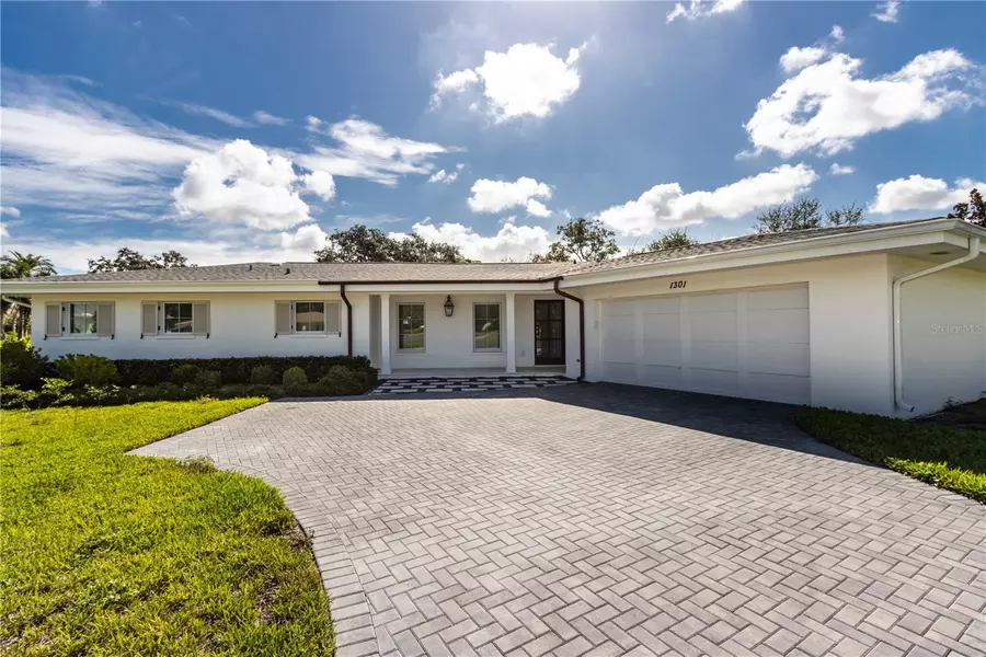 1301 GOLF VIEW DR, Belleair, FL 33756