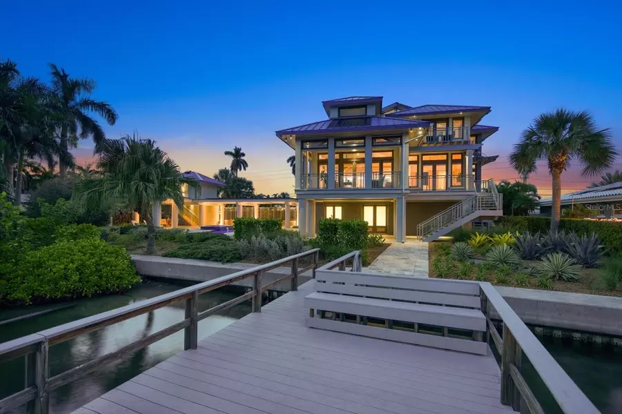 435 115TH AVE, Treasure Island, FL 33706