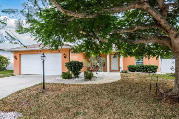 Bradenton, FL 34209,911 65TH ST NW