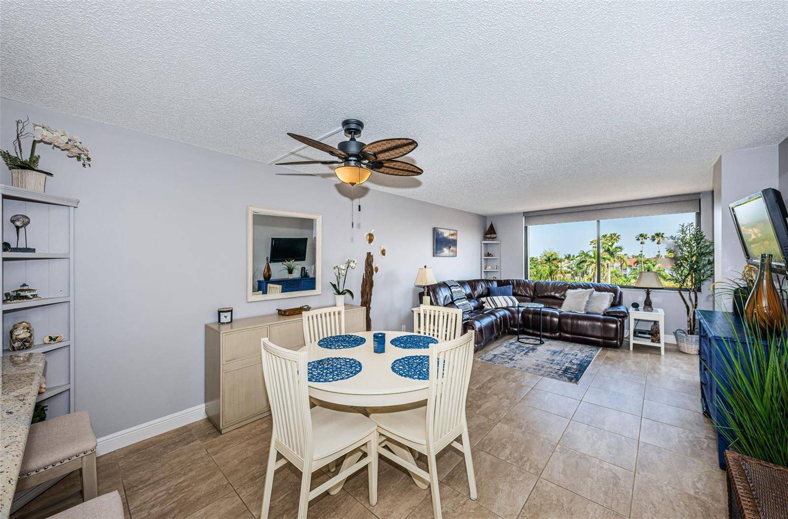 St Petersburg, FL 33715,6295 BAHIA DEL MAR CIR #405
