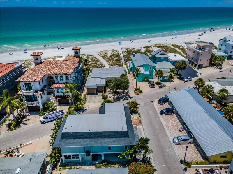 150 BEACH AVE #2, Redington Shores, FL 33708