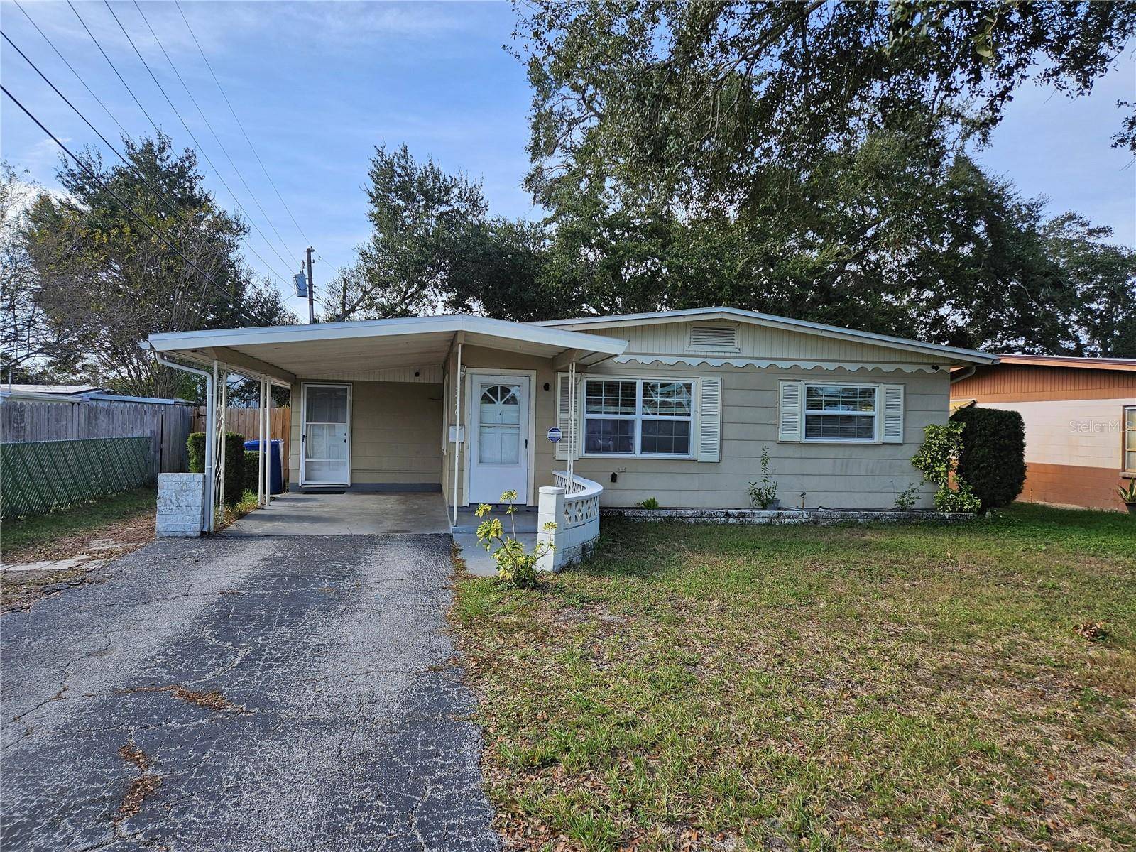 3226 37TH ST N,  St Petersburg,  FL 33713