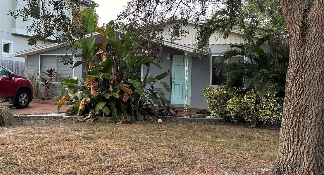 619 32ND AVE N, St Petersburg, FL 33704