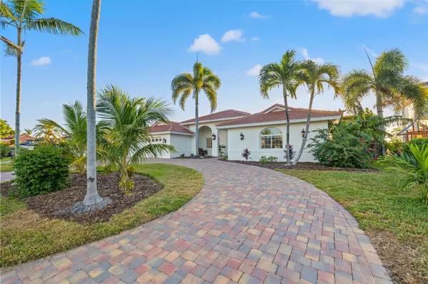 St Petersburg, FL 33703,1942 CAROLINA AVE NE