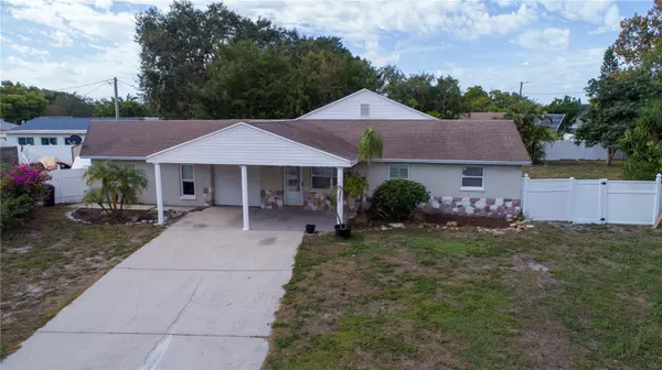 Seminole, FL 33777,8537 ROSE TER