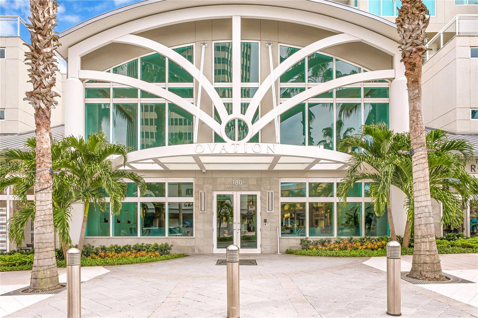 180 BEACH DR NE #901, St Petersburg, FL 33701