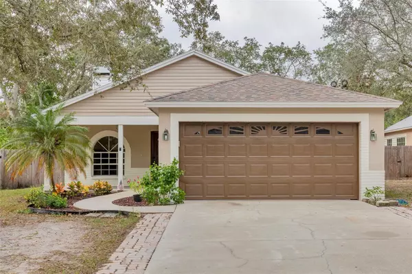 1898 LILLIAN AVE, Tarpon Springs, FL 34689