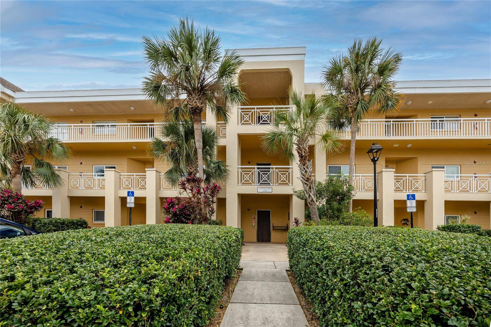 2231 UTOPIAN DR E #311, Clearwater, FL 33763
