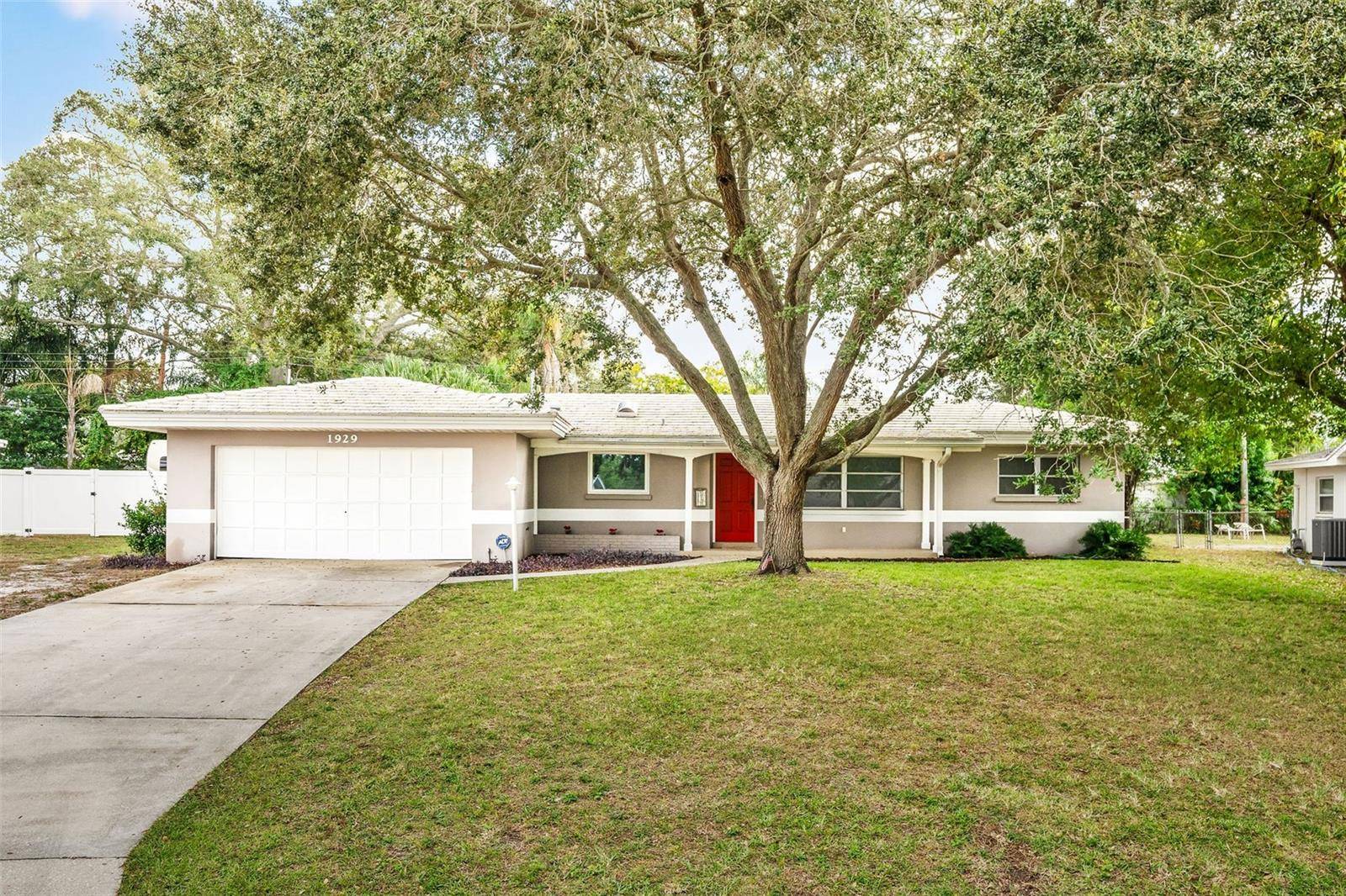 1929 BYRAM DR, Clearwater, FL 33755