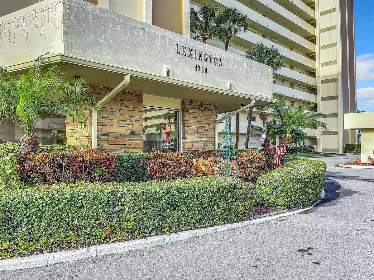 St Petersburg, FL 33708,4750 COVE CIR #706