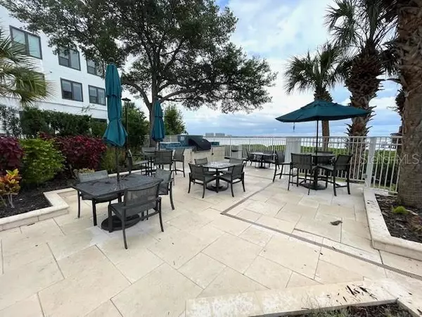 Tampa, FL 33607,3202 BAY CLUB CIR