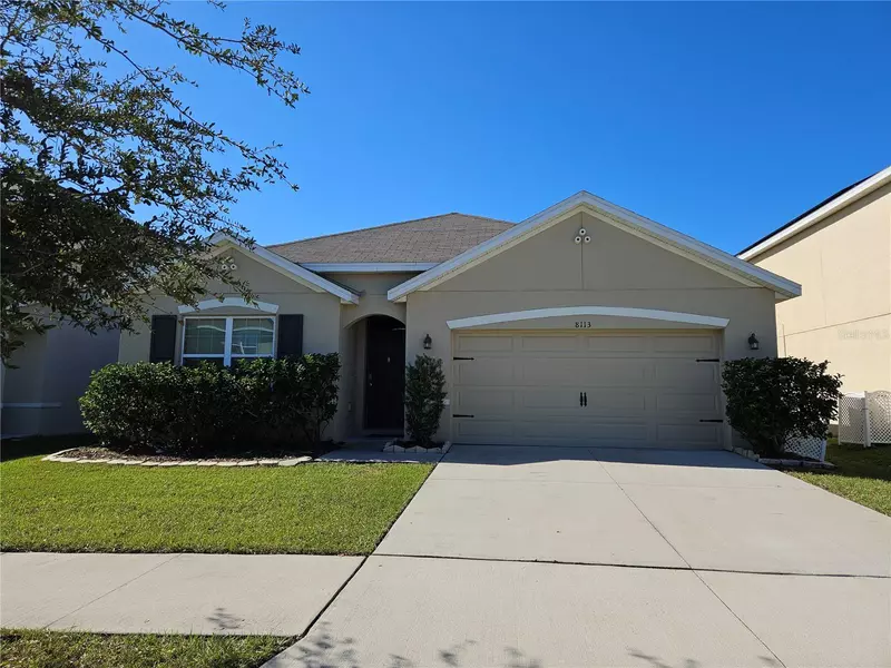 8113 BILSTON VILLAGE LN, Gibsonton, FL 33534